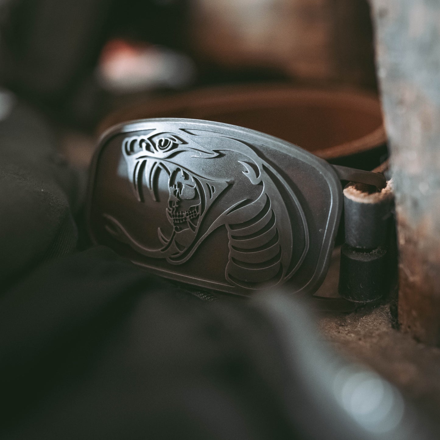 DEATH TOUCH BELT BUCKLE (RUST)